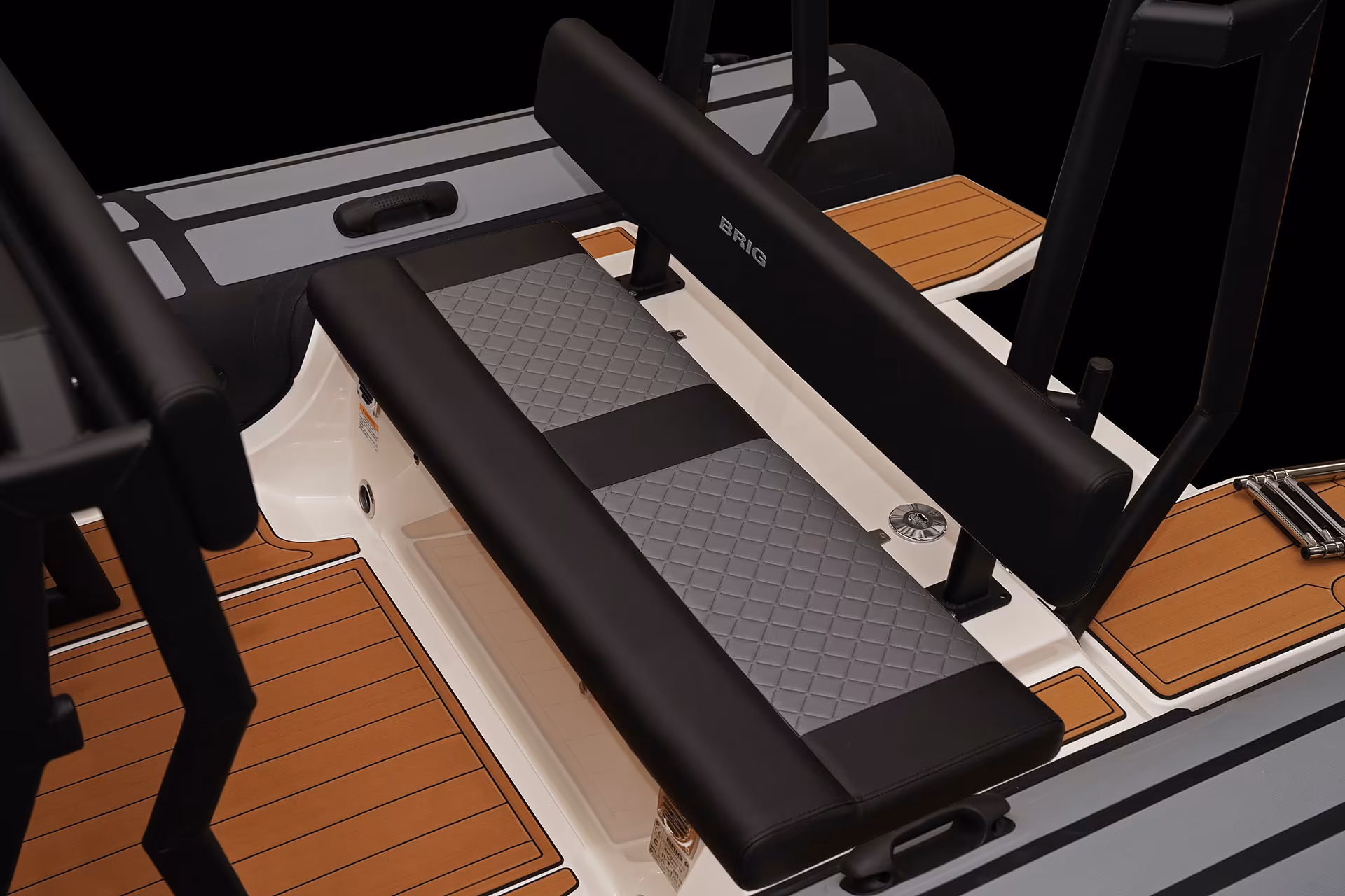 BRIG NAVIGATOR 19, gallery image 1