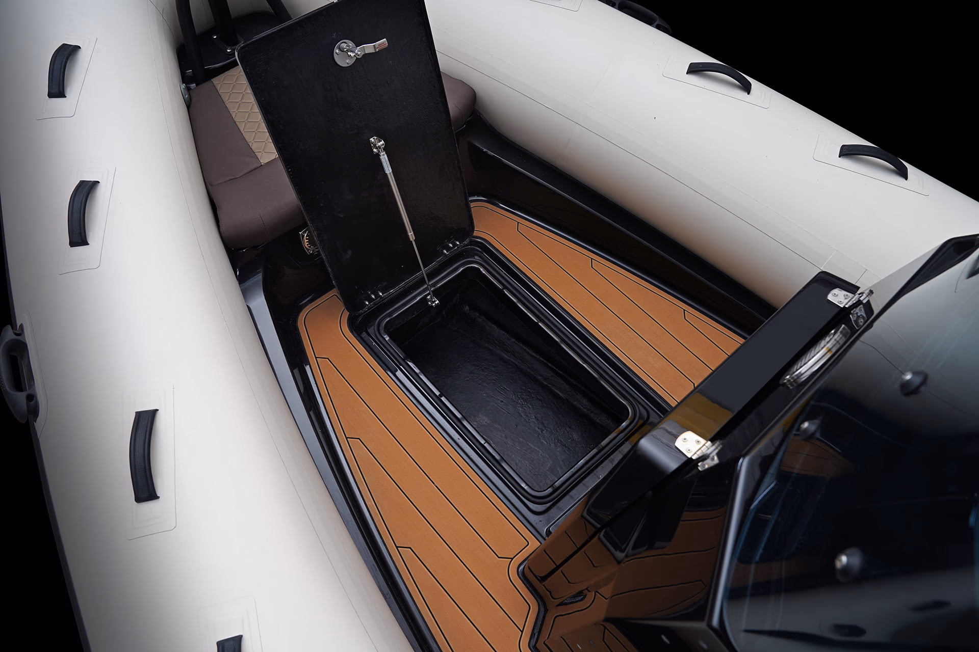 BRIG NAVIGATOR 22, gallery image 10