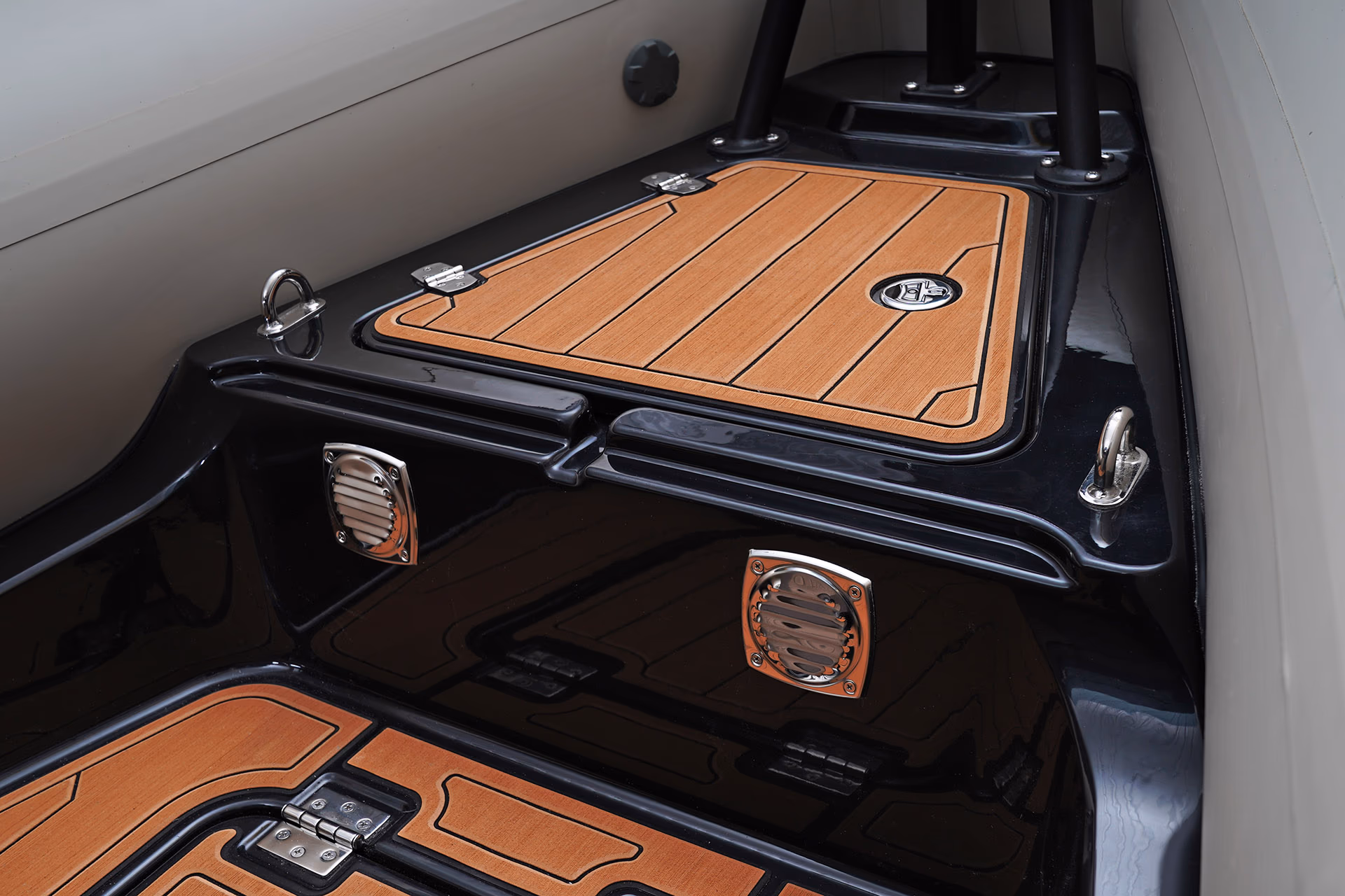 BRIG NAVIGATOR 22, gallery image 12