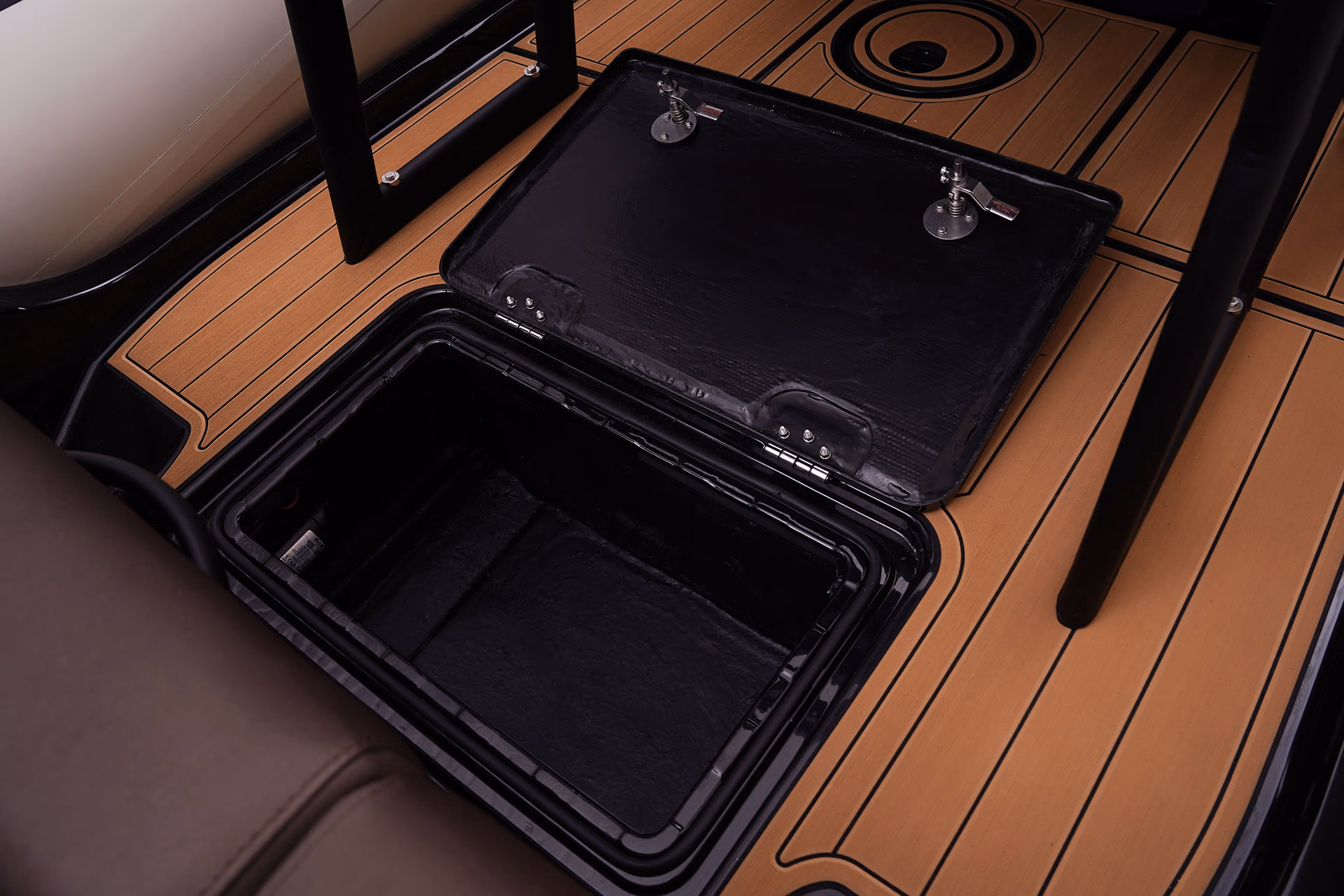 BRIG NAVIGATOR 22, gallery image 13