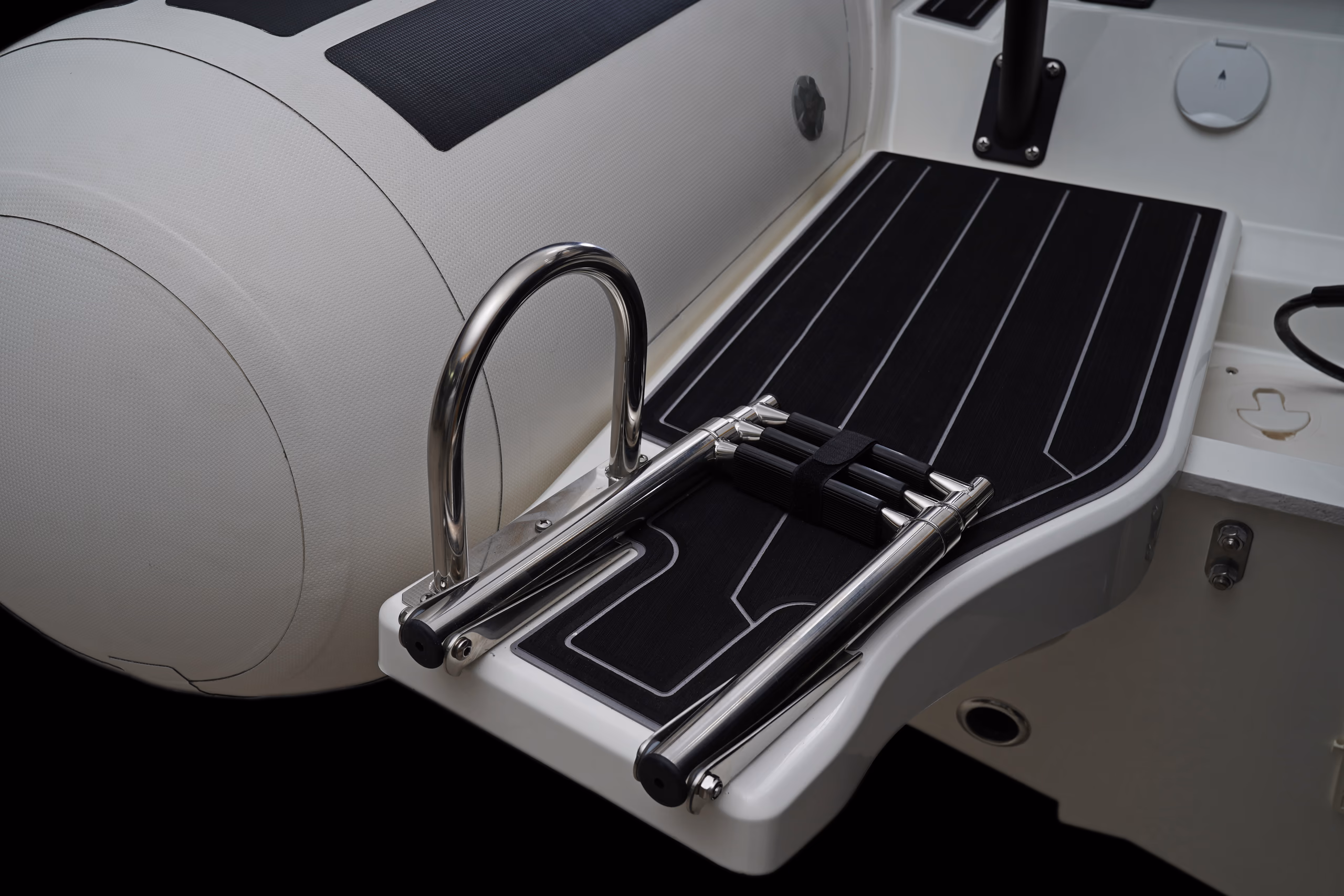 BRIG NAVIGATOR 24, gallery image 5