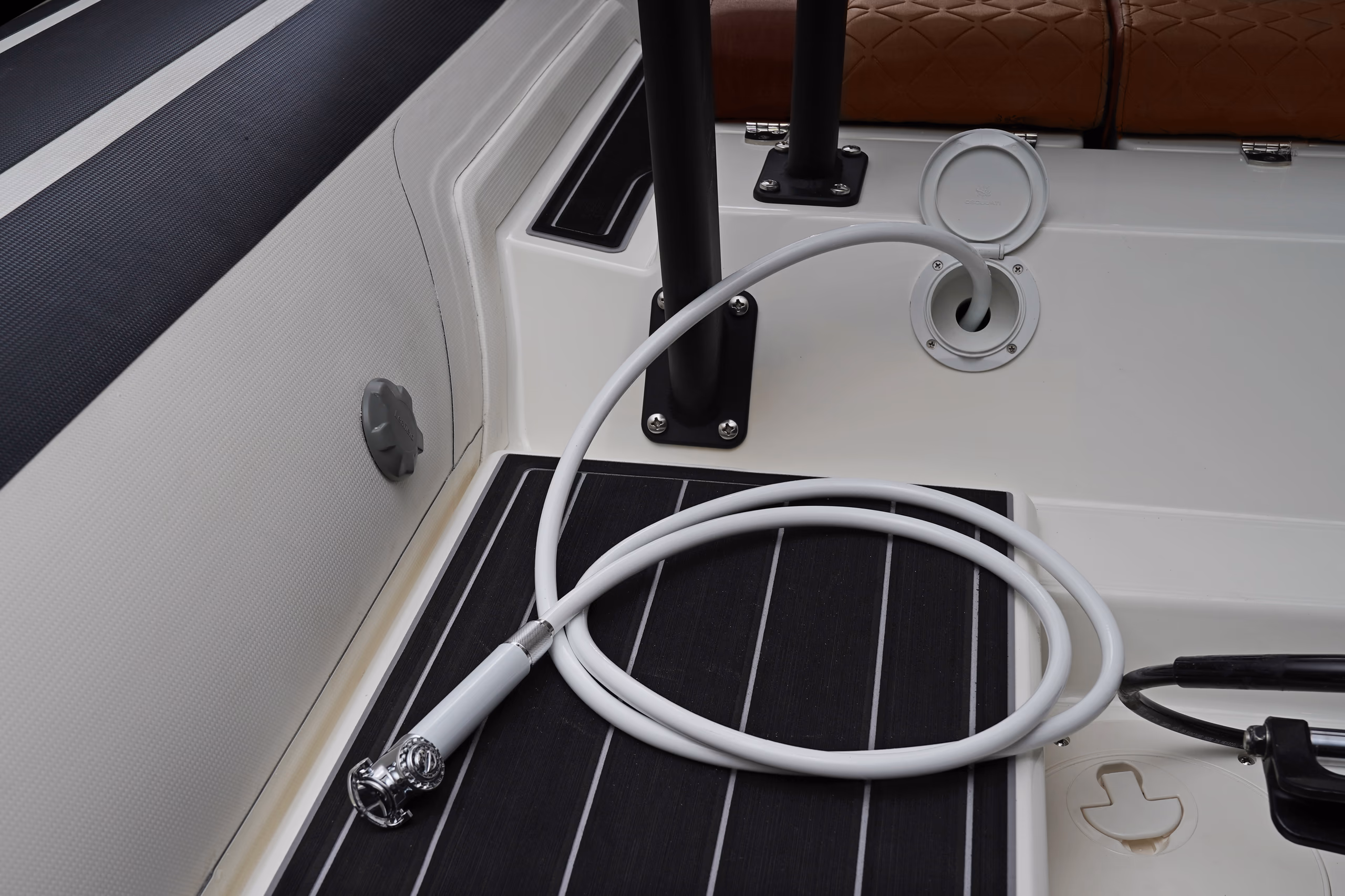 BRIG NAVIGATOR 24, gallery image 6