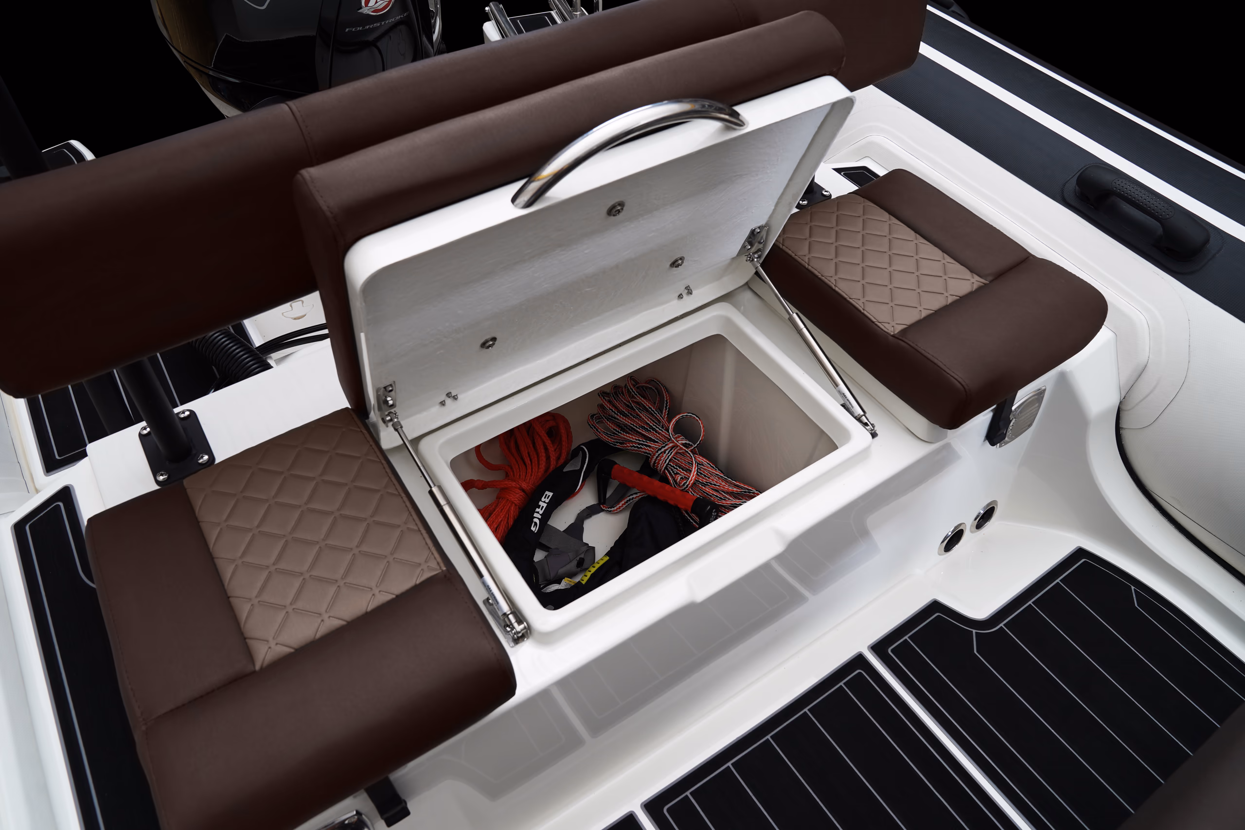 BRIG NAVIGATOR 24, gallery image 9