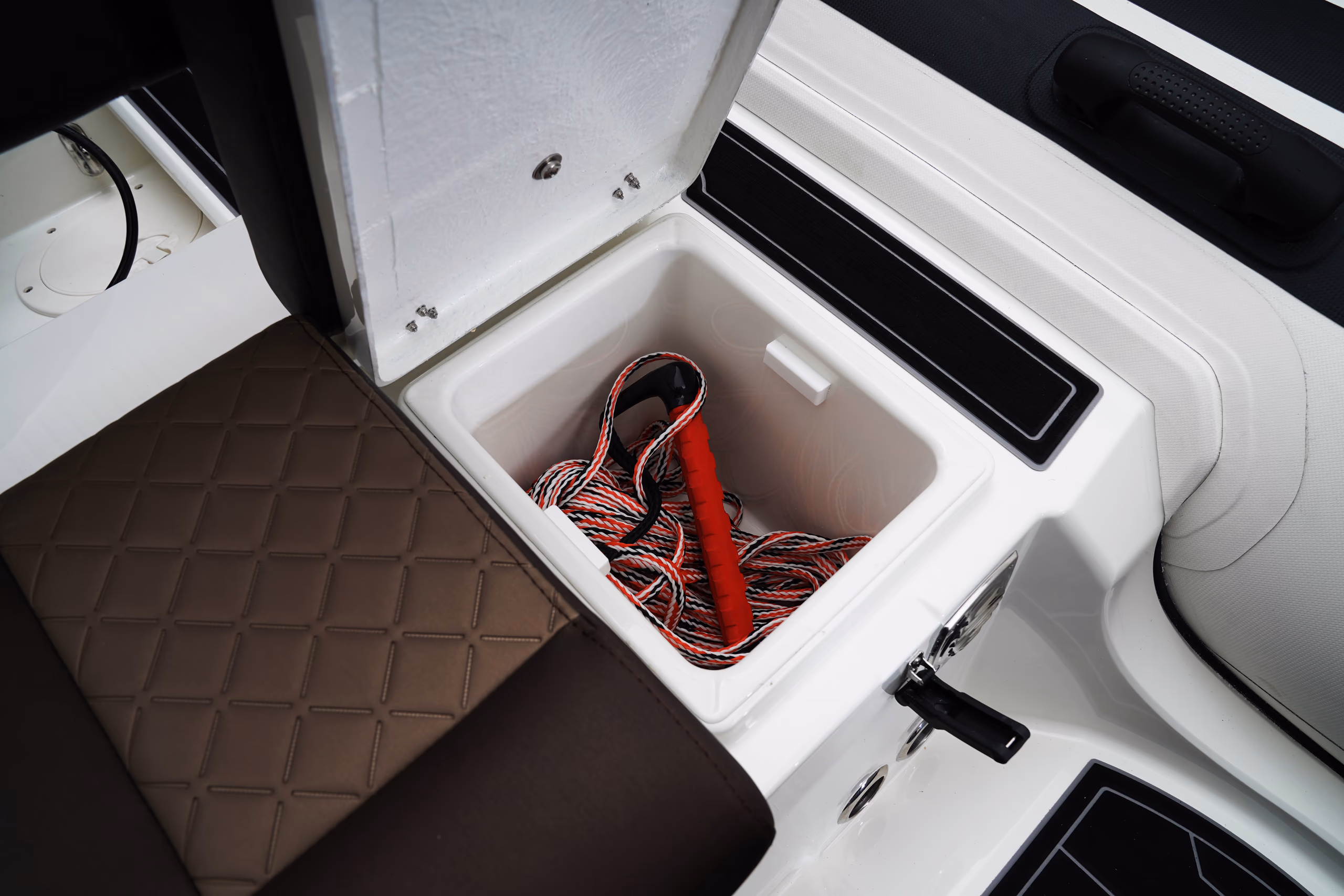 BRIG NAVIGATOR 24, gallery image 10