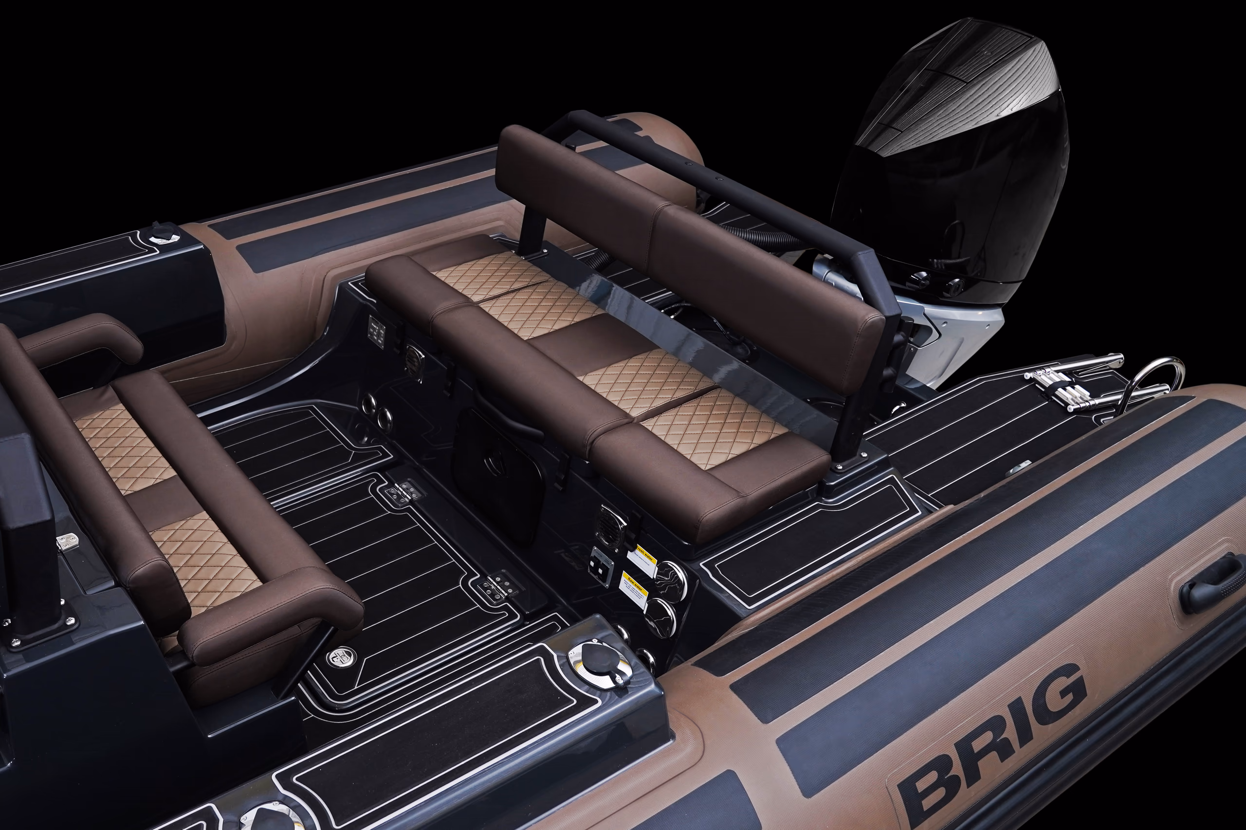 BRIG NAVIGATOR 26, gallery image 1