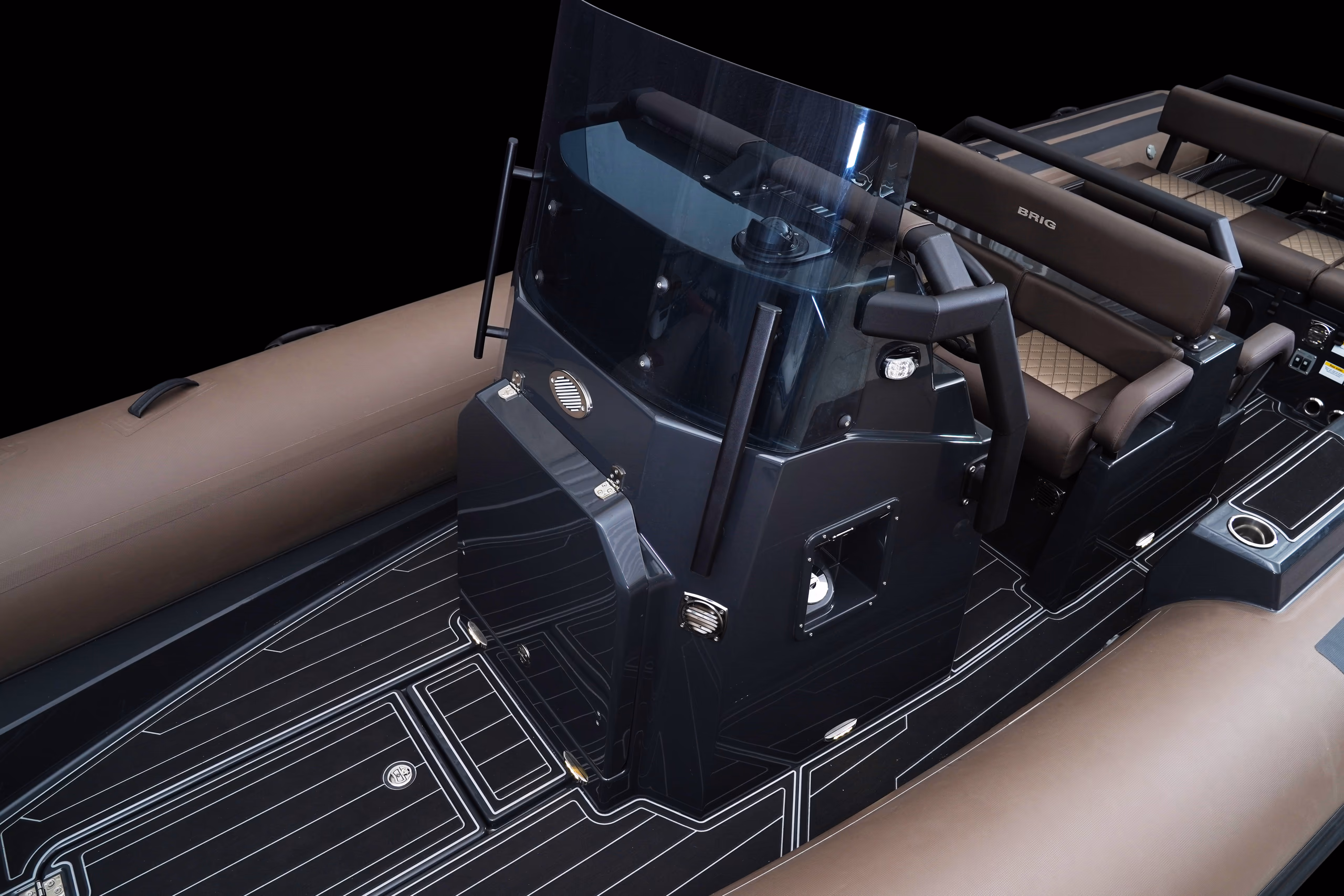 BRIG NAVIGATOR 26, gallery image 4