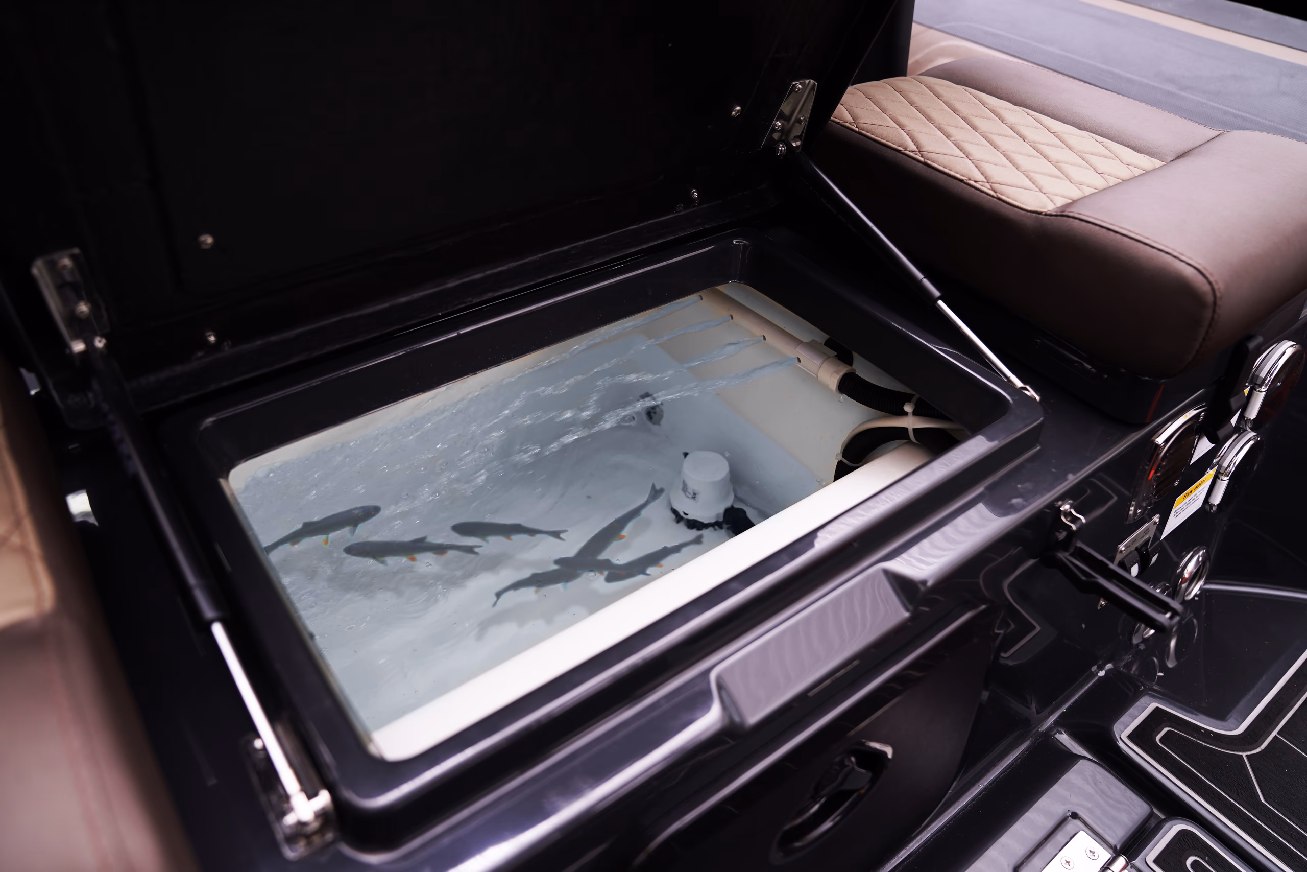 BRIG NAVIGATOR 26, gallery image 26